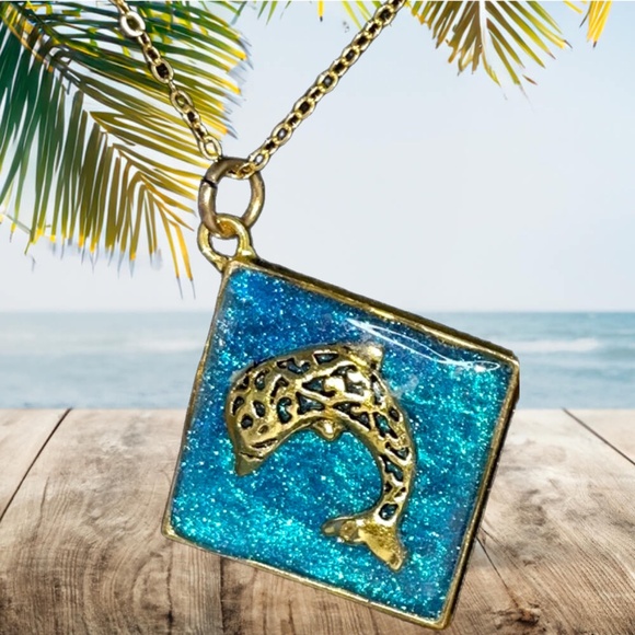 handcrafted Jewelry - Handmade Goldtone Fish in Acrylic Necklace